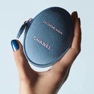 BRAND NEW 2026 Limited Edition CHANEL LA CRÈME MAIN + DENIM POUCH